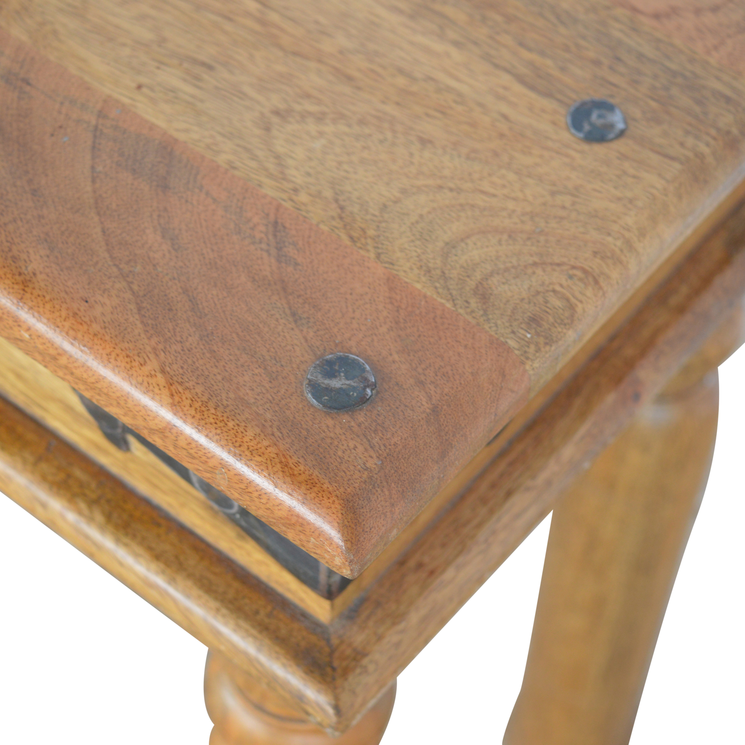 Thakat End Table - Image 2