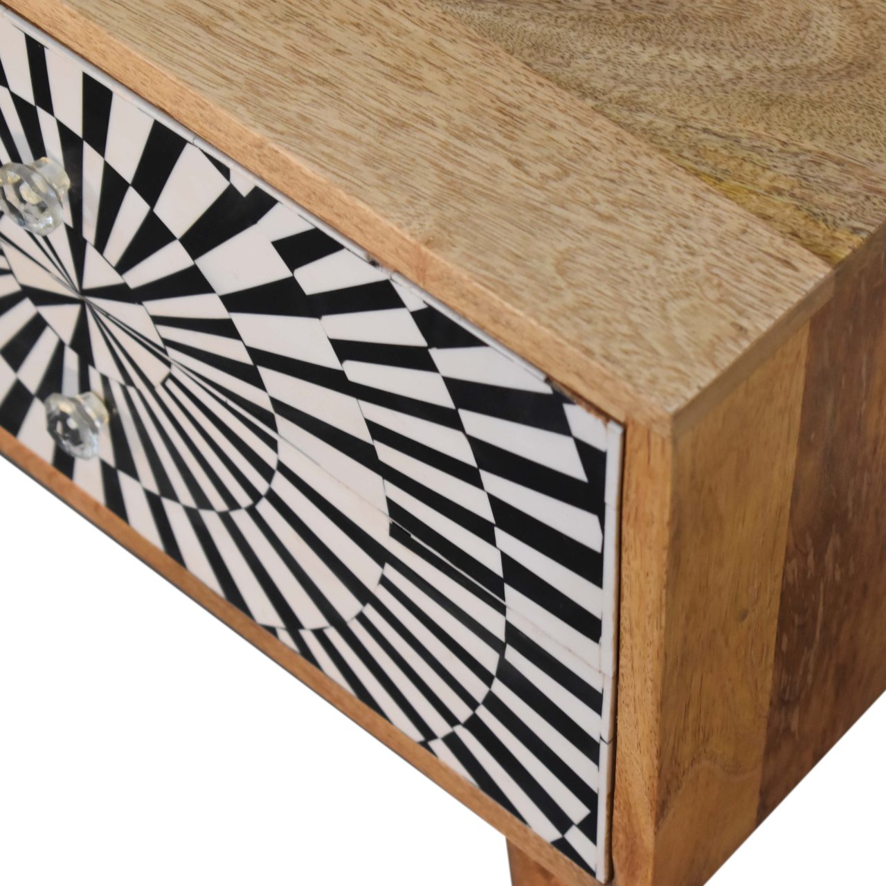 Raine Bedside - Image 5